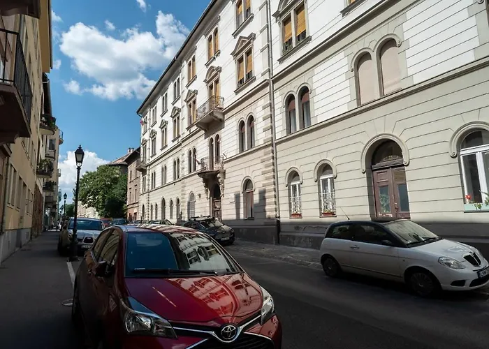 Stylish Apartment Under The Buda Castle